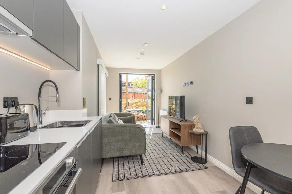 Centre Deluxe With Amazing Garden Terrace Pass The Keys * Leeds (West Yorkshire)