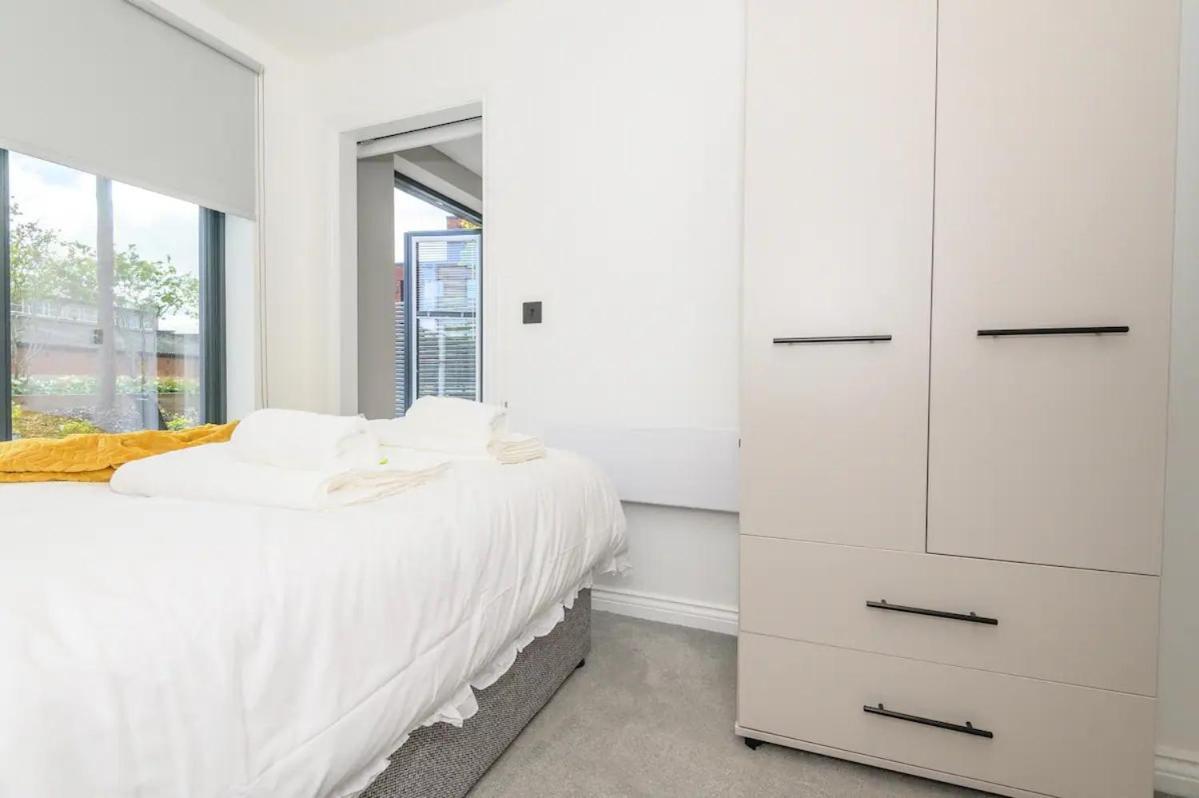 Centre Deluxe With Amazing Garden Terrace Pass The Keys * Leeds (West Yorkshire)