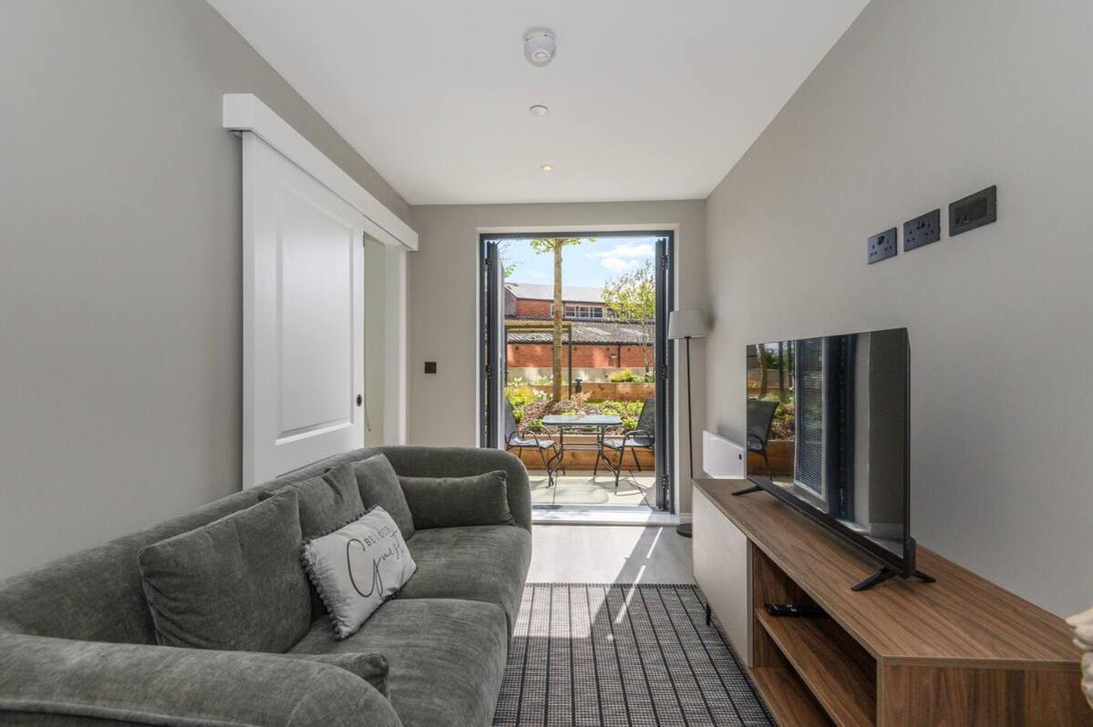 Centre Deluxe With Amazing Garden Terrace Pass The Keys * Leeds (West Yorkshire)