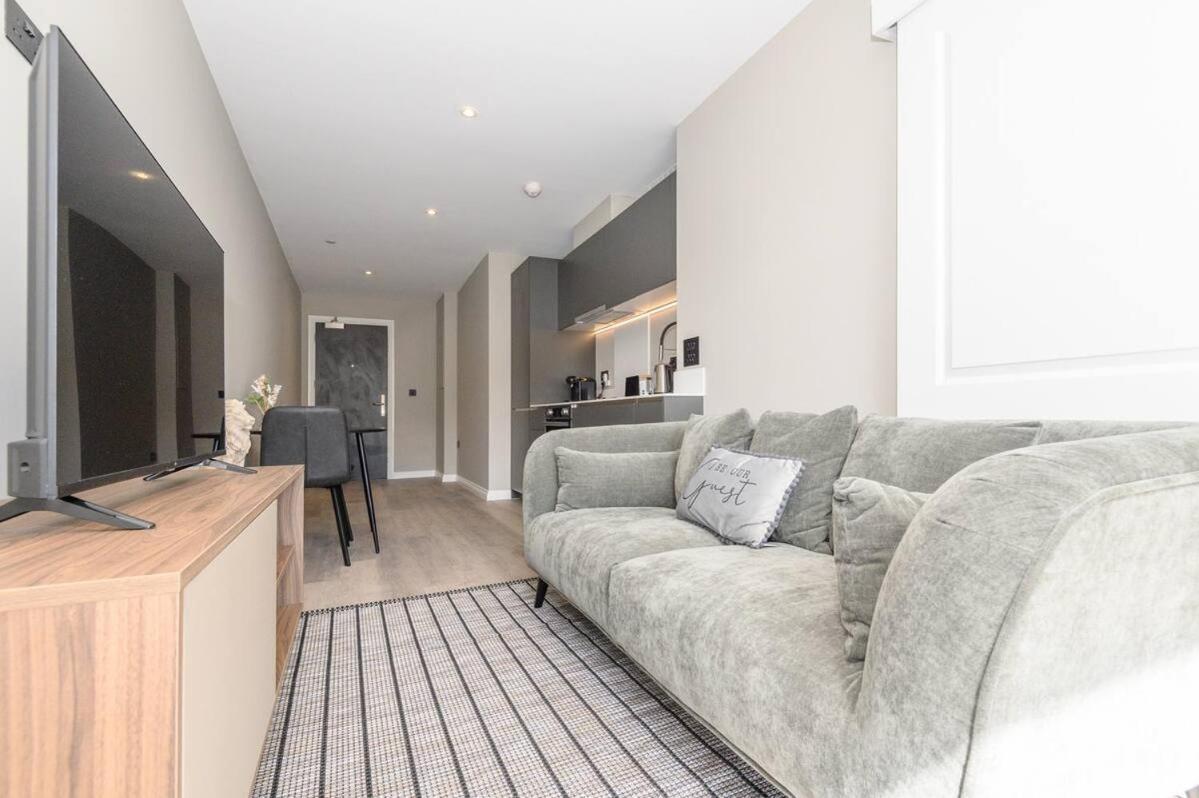 Centre Deluxe With Amazing Garden Terrace Pass The Keys